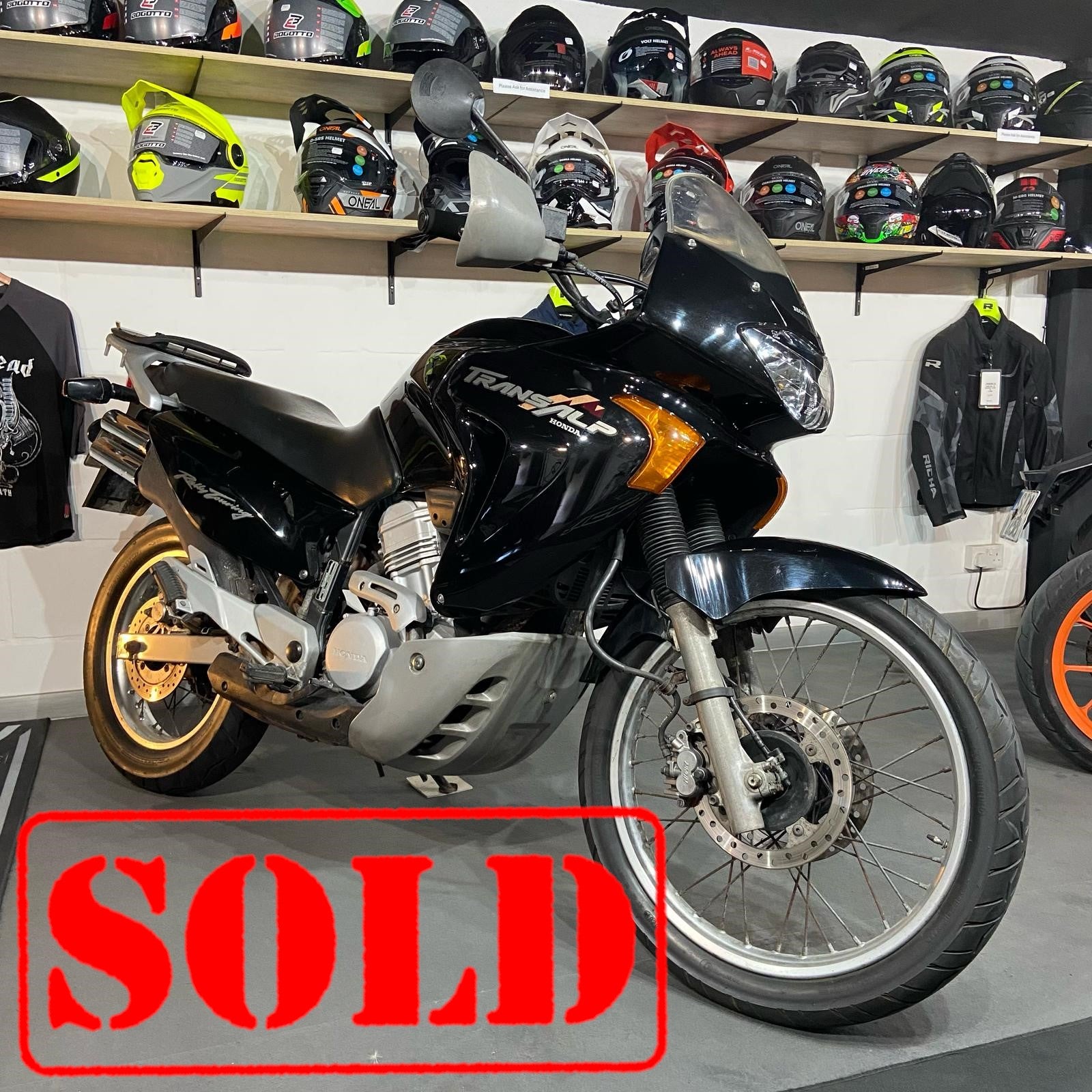 SOLD Honda Transalp 650 2002 Old License Throttle Gear Co Ltd sold-honda-transalp-650-2002-old-license-throttle-gear-co-ltd