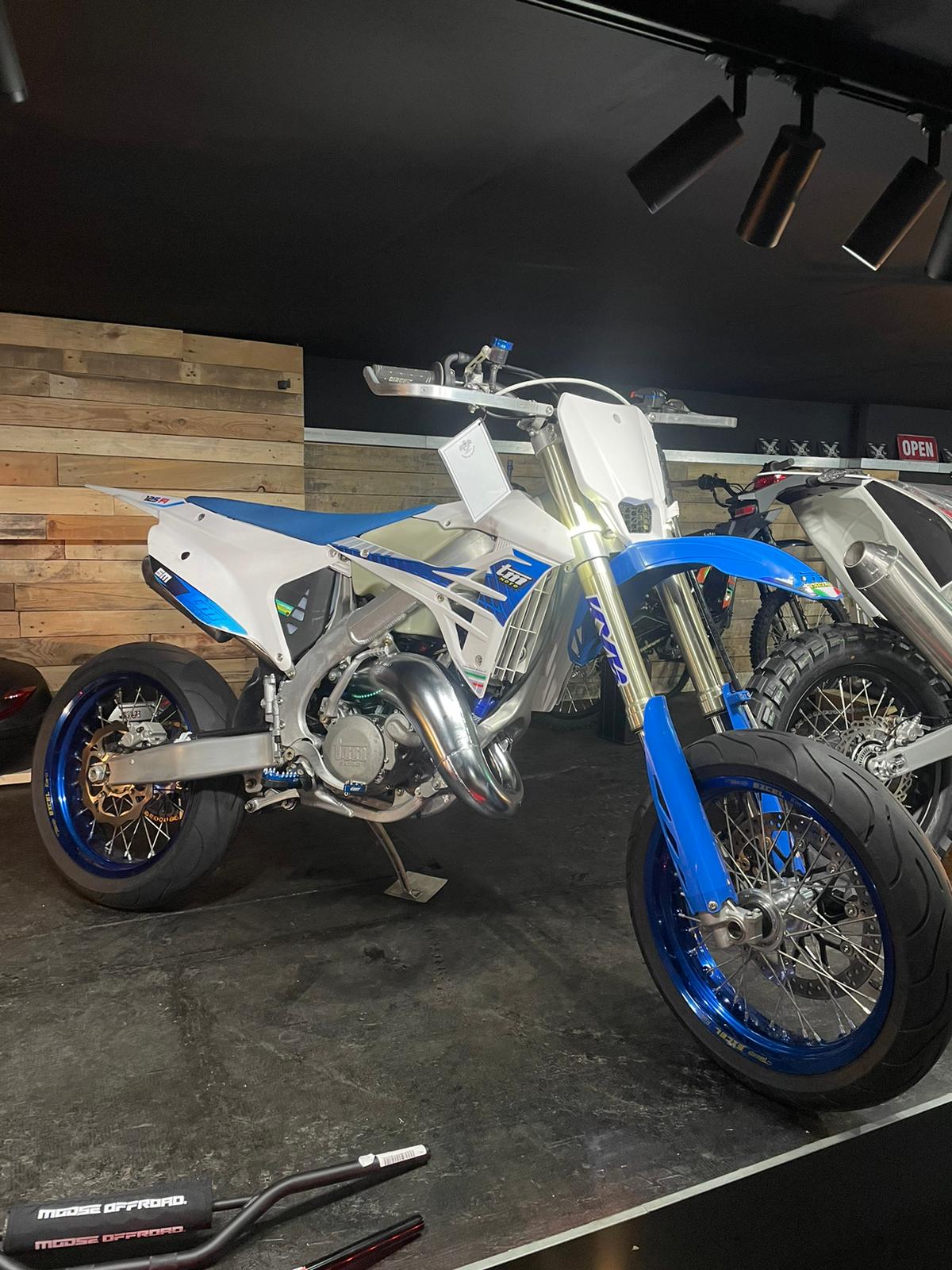 TM125 2022 2T Motard