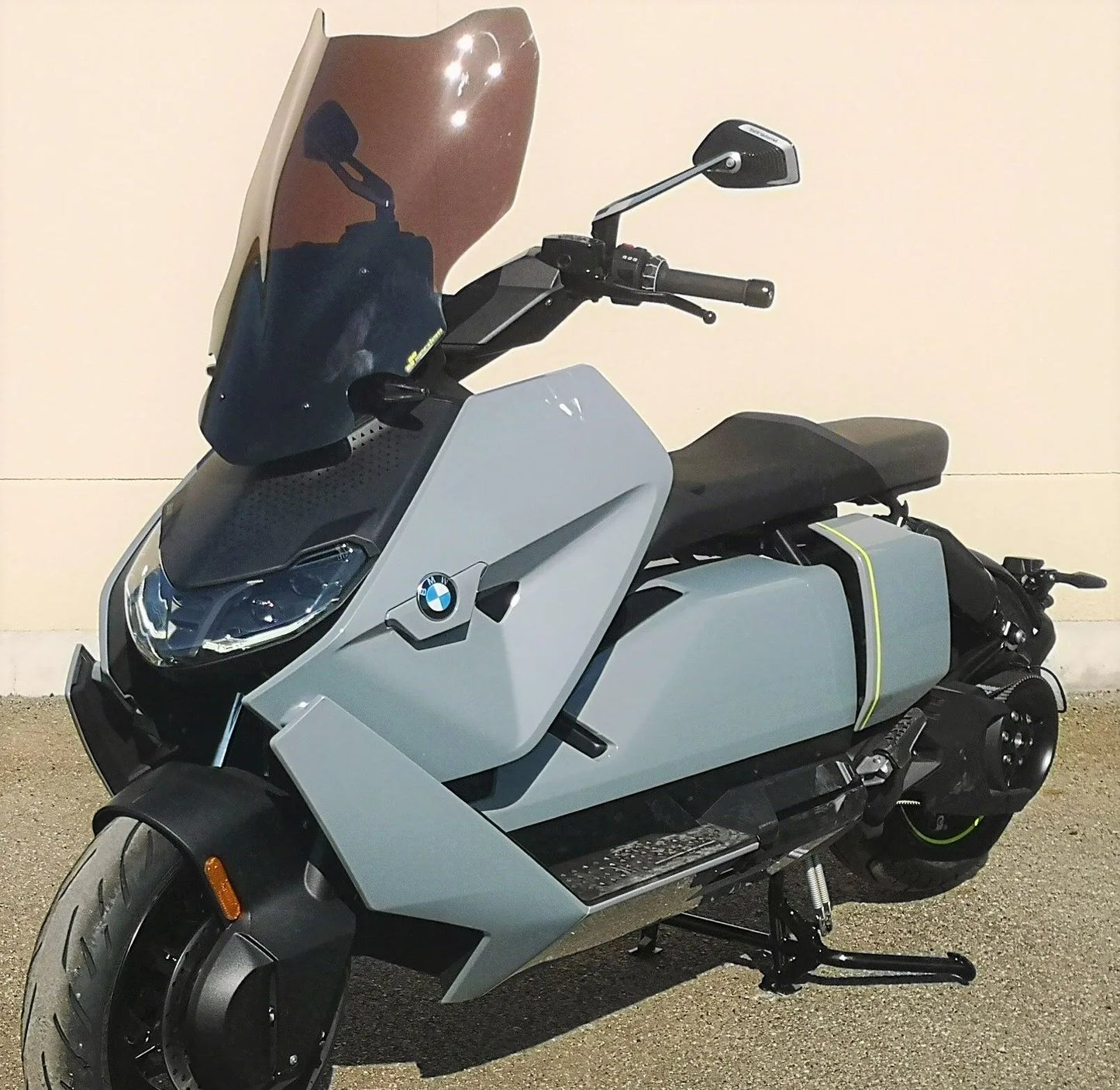 WINDSCREEN HP BMW CE04 SMOKE