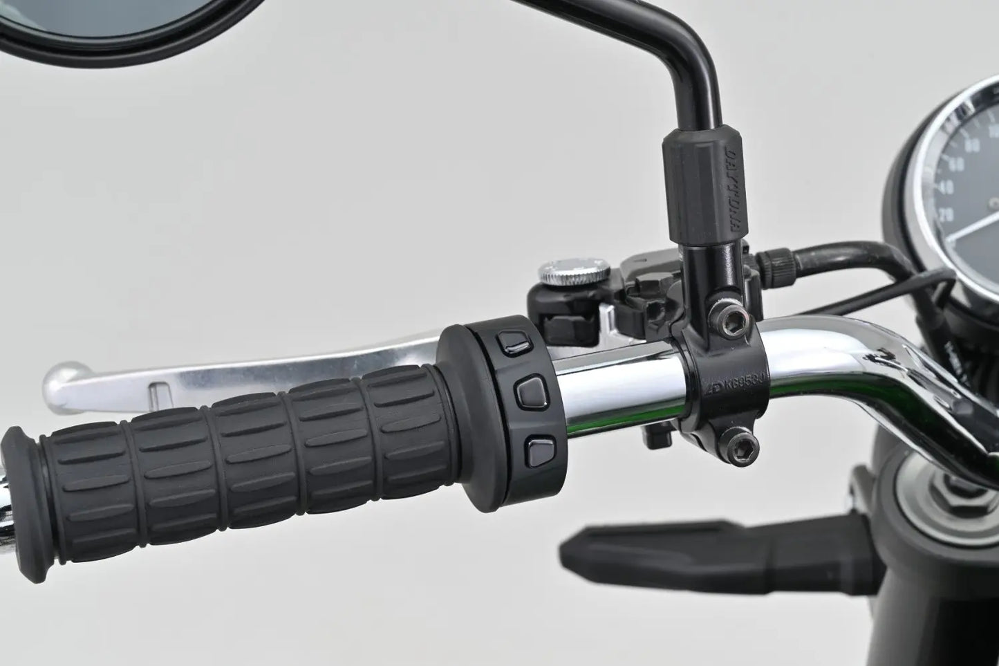 HANDLEBAR SWITCH 3-BUTTON CNC ALUMINIUM BLACK-CHROME BUTTON