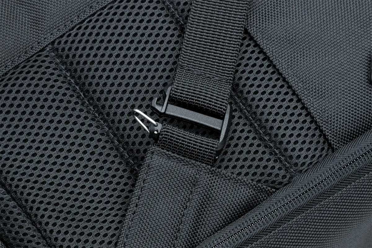 BACKPACK MOMENTUM RUNAWAY - BLACK