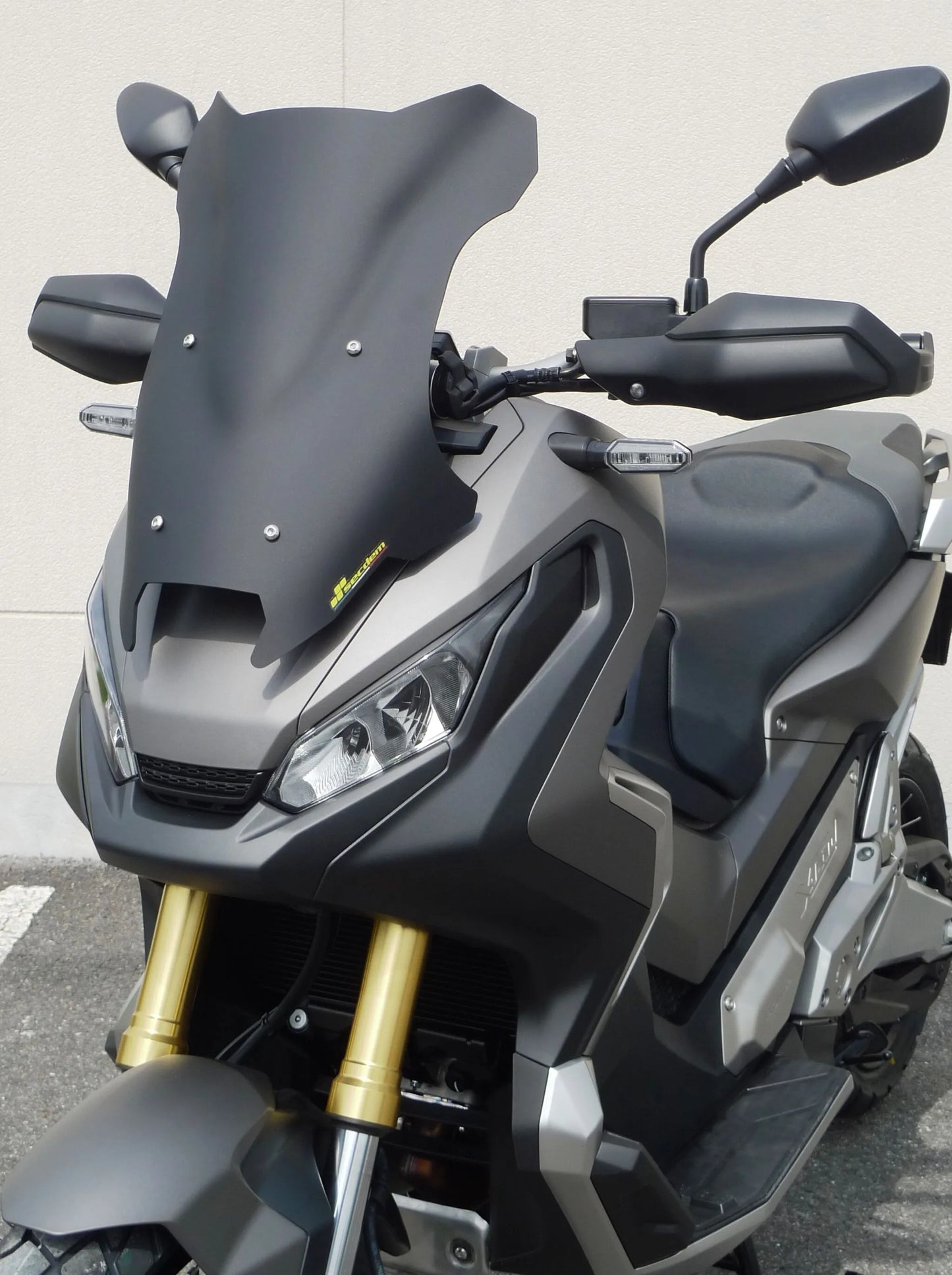 WINDSCREEN RC HONDA XADV750 DARK SMOKE