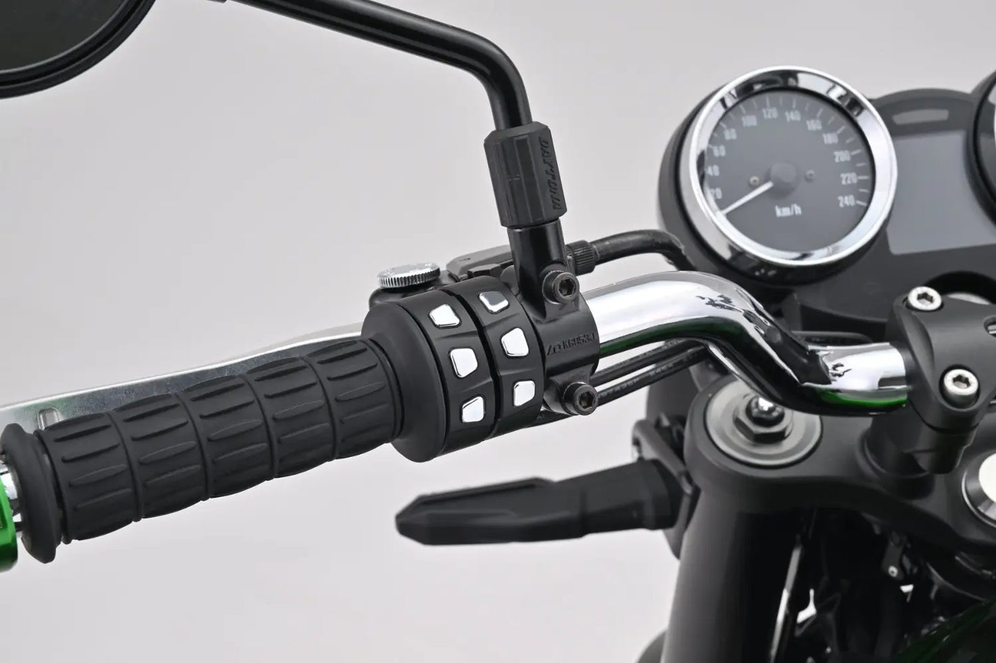 HANDLEBAR SWITCH 3-BUTTON CNC ALUMINIUM CHROME BUTTON