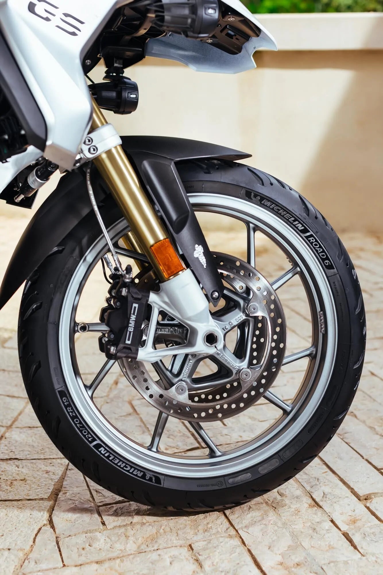 ROAD 6 GT 120/70 ZR 17 M/C (58W) F TL